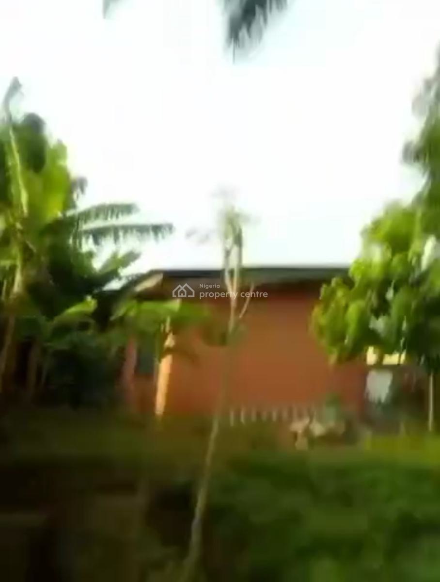 Dilapidated Bungalow on *566.078sqm* Land, Stadium, Surulere, Lagos, Land for Sale
