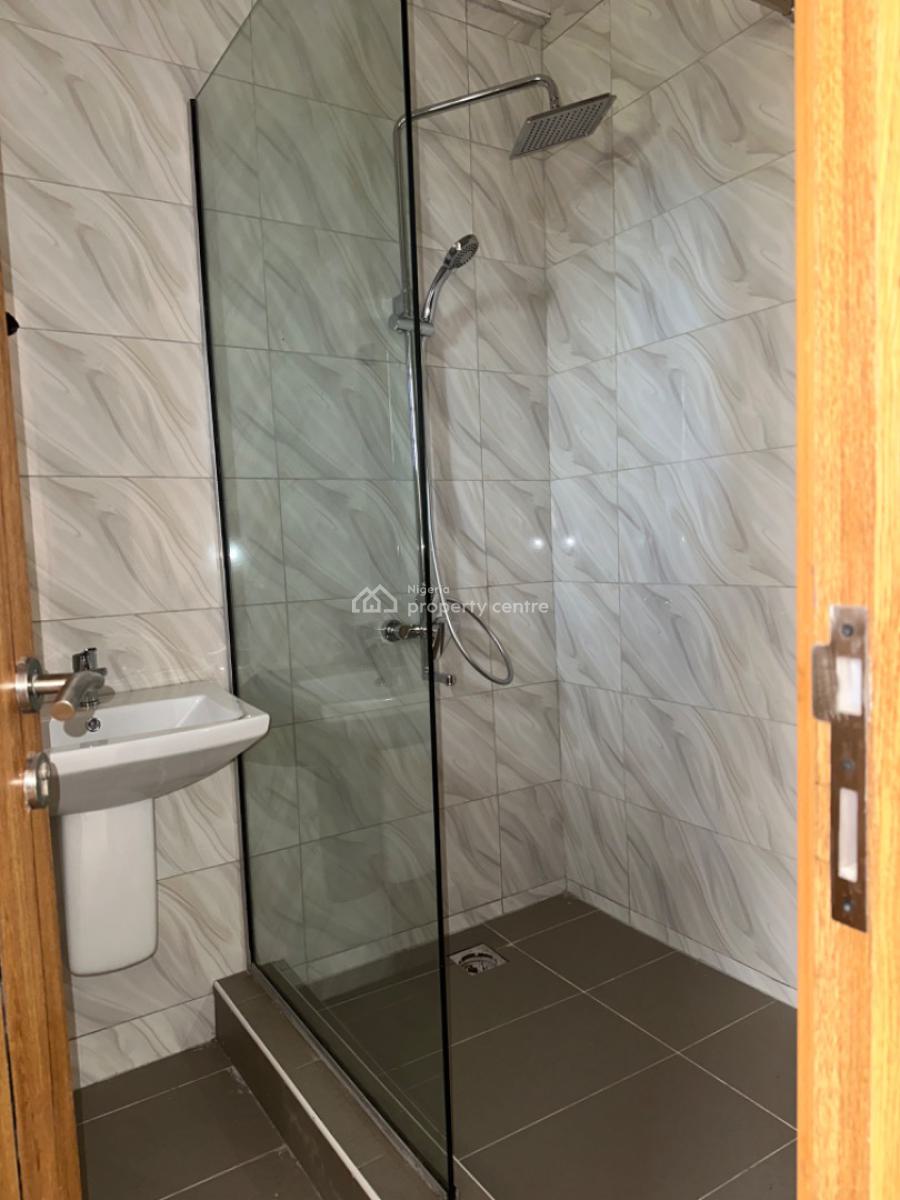 2 Bedroom Flat Available, Lekki Phase 1, Lekki, Lagos, Flat / Apartment for Rent