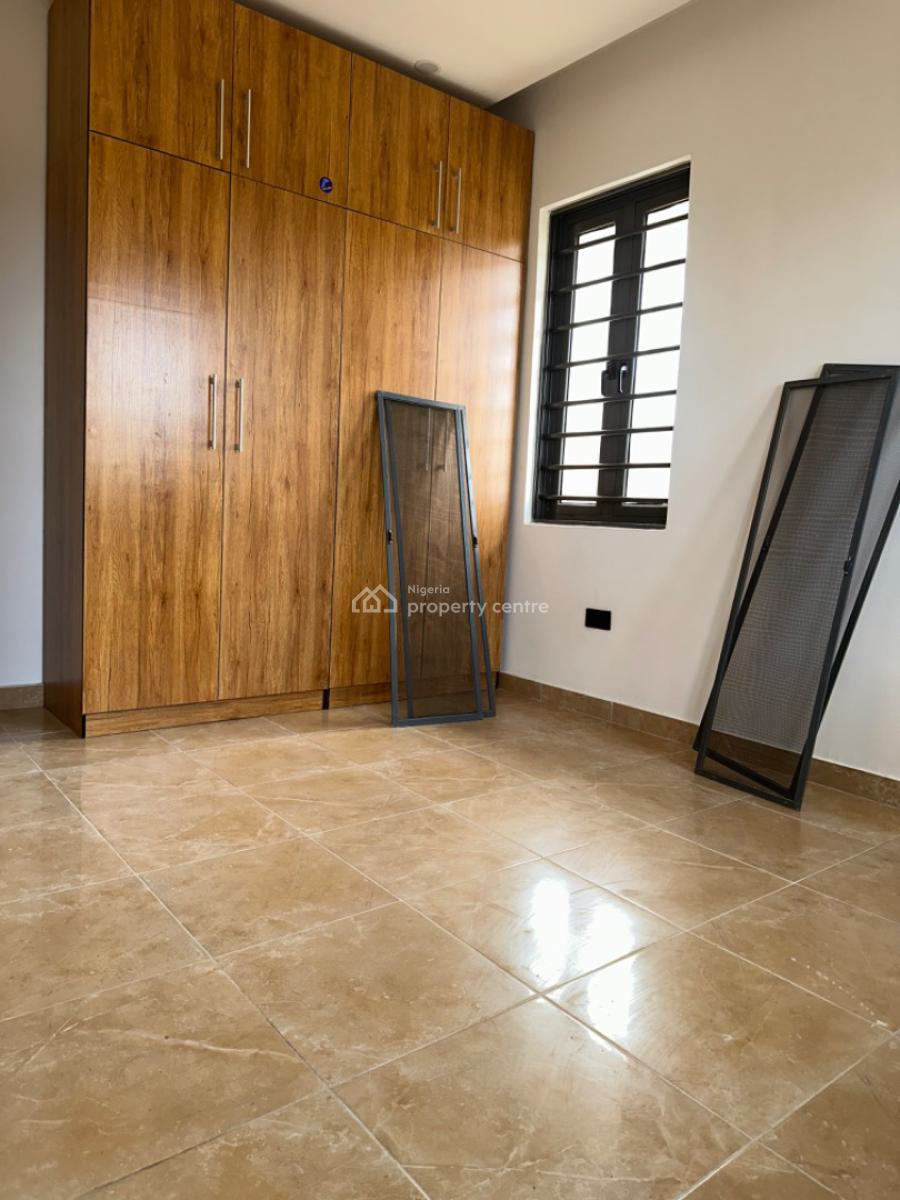 2 Bedroom Flat Available, Lekki Phase 1, Lekki, Lagos, Flat / Apartment for Rent