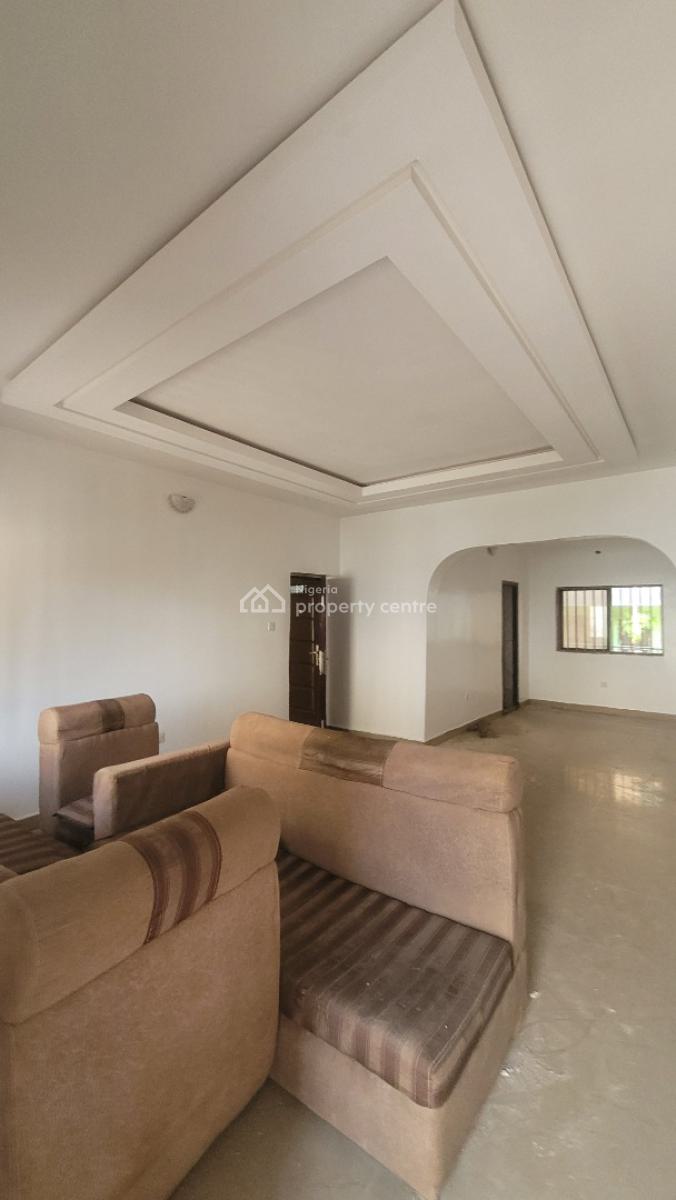 *renovated 3bedroom Flat with 3 Toilets*, Old Secteriate, Durumi, Abuja, Flat / Apartment for Rent