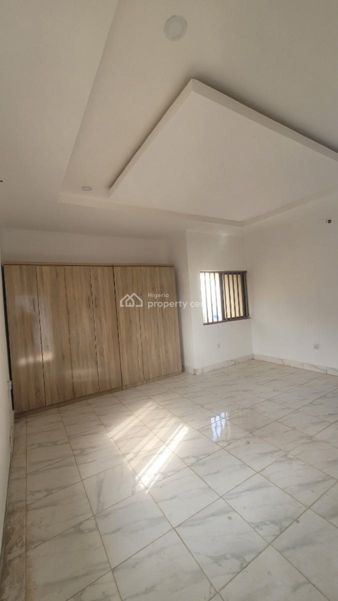 *renovated 3bedroom Flat with 3 Toilets*, Old Secteriate, Durumi, Abuja, Flat / Apartment for Rent