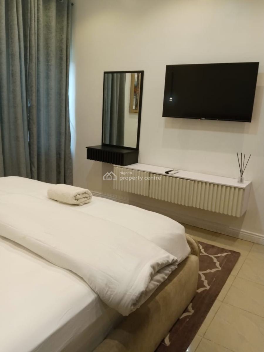 Newly Opened 3 Bedroom Apartment with Swimming Pool, Snooker Board, Lekki Phase 1, Lekki, Lagos, Flat / Apartment Short Let