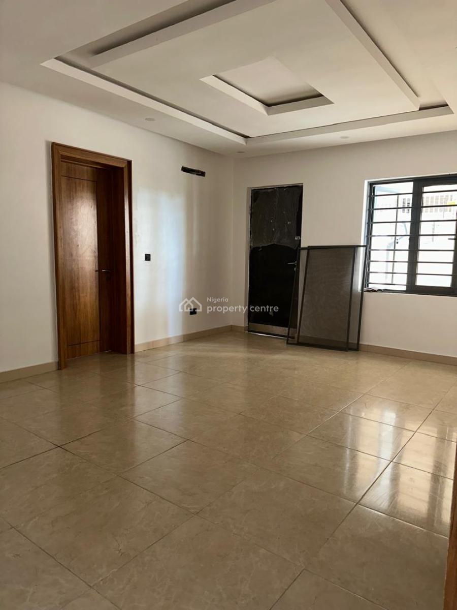 2 Bedroom Flat with Bq, Off Emma Abimbola, Lekki Phase 1, Lekki, Lagos, Flat / Apartment for Rent