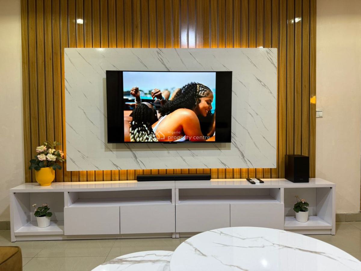 Modern & Decent 2bedroom Apartment, Gra Phase 2, Magodo, Lagos, Flat / Apartment Short Let