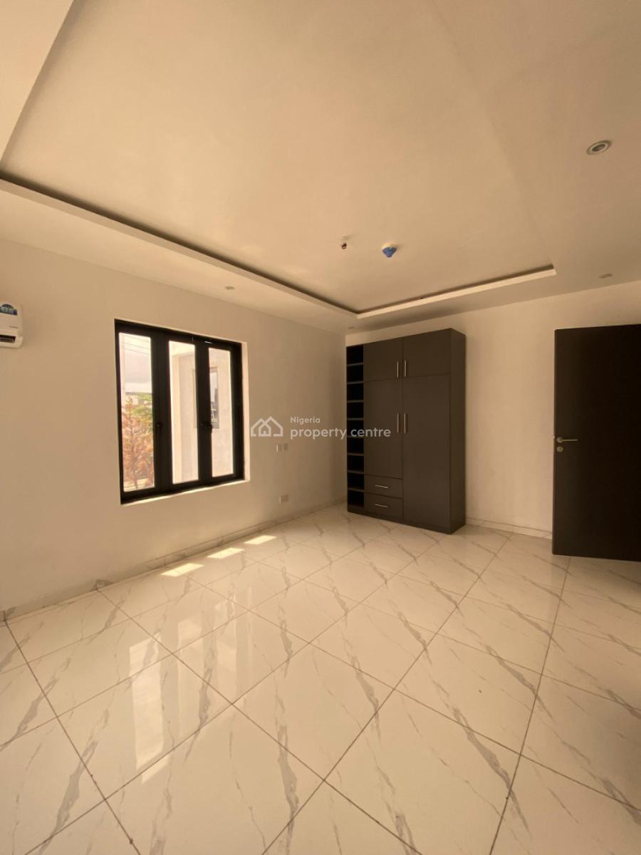 2 Bedroom Apartment with Elevator, Ikate, Lekki, Lagos, Flat / Apartment for Sale