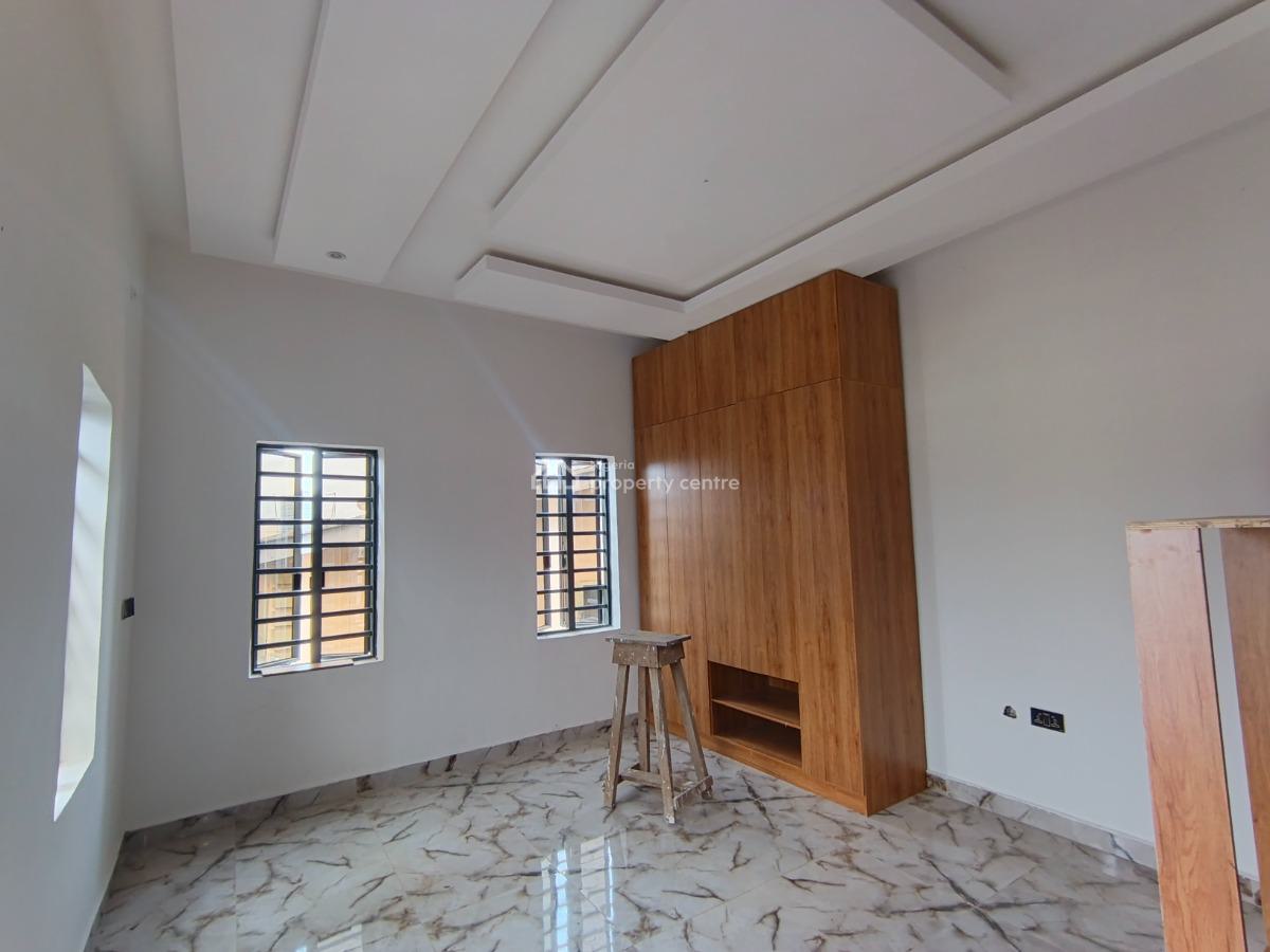 2 Bedroom Flat, Sabo Axis, Ikorodu, Lagos, Flat / Apartment for Rent