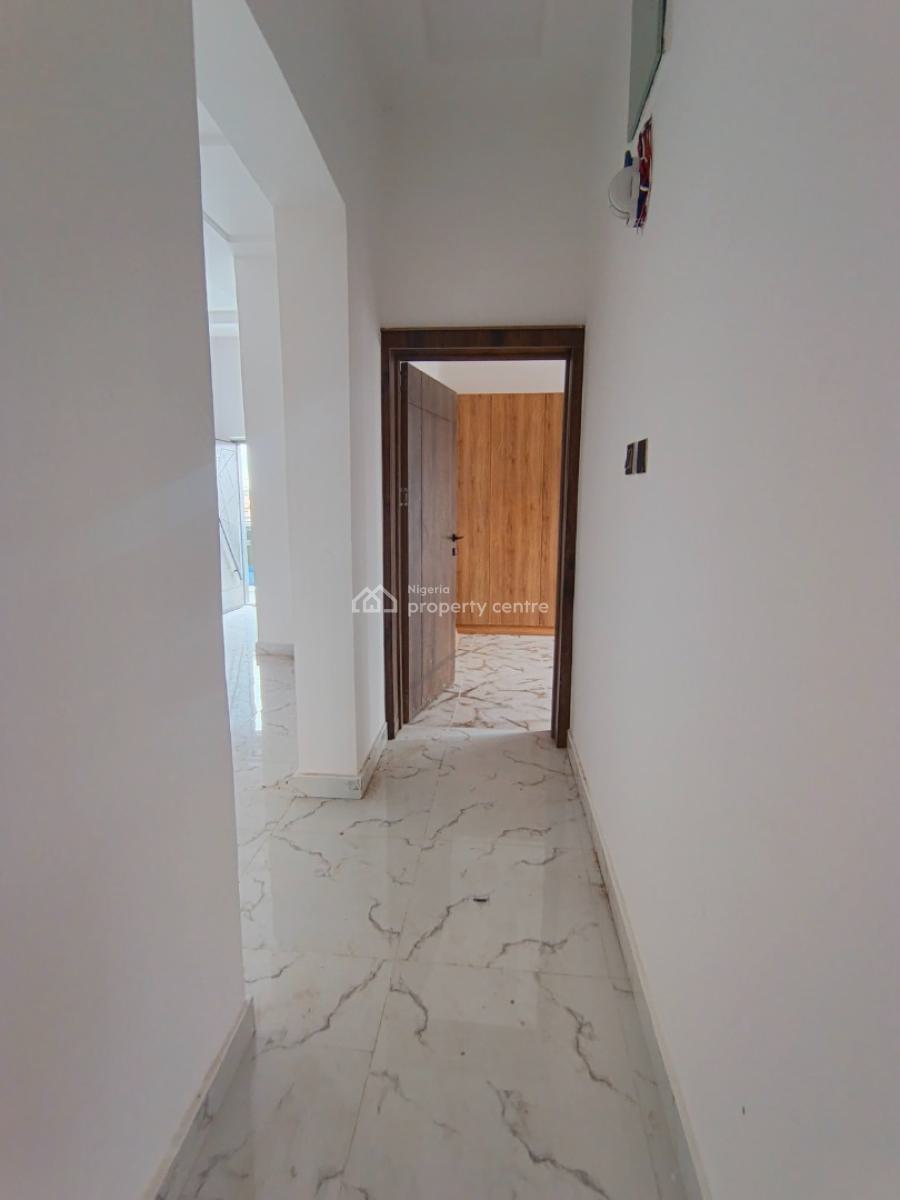 2 Bedroom Flat, Sabo Axis, Ikorodu, Lagos, Flat / Apartment for Rent