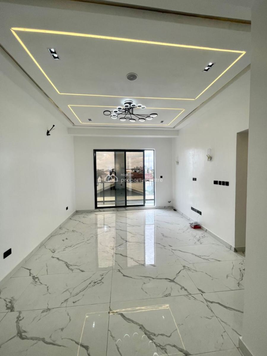 3 Bedroom Fully Serviced Apartment with Swimming Pool, Lekki Phase 1, Lekki, Lagos, Flat / Apartment for Sale