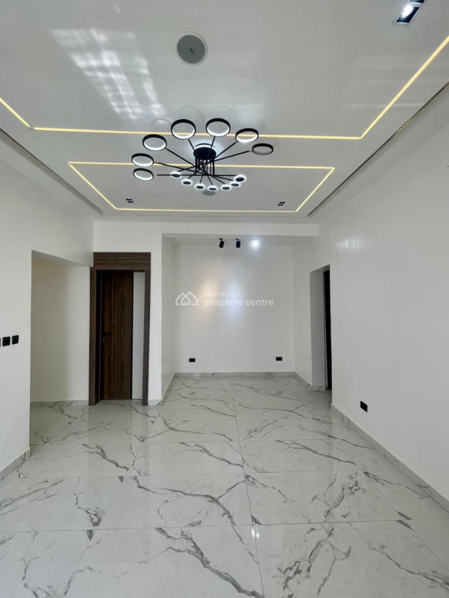 3 Bedroom Fully Serviced Apartment with Swimming Pool, Lekki Phase 1, Lekki, Lagos, Flat / Apartment for Sale