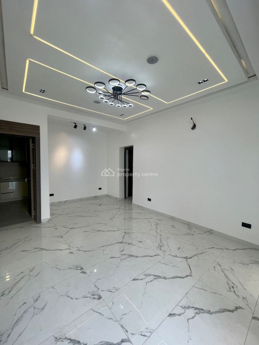 3 Bedroom Fully Serviced Apartment with Swimming Pool, Lekki Phase 1, Lekki, Lagos, Flat / Apartment for Sale