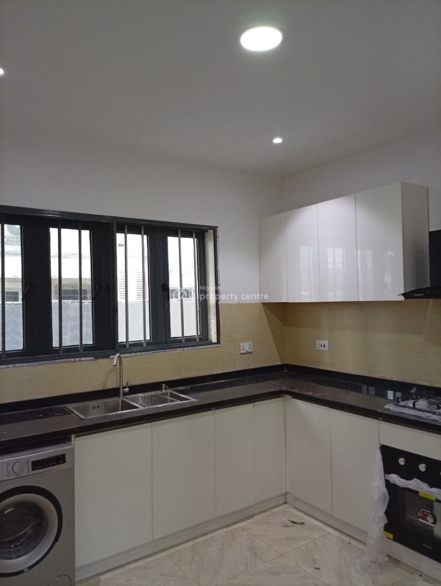 4 Bedroom Terrace Duplex, Lekki Phase 1, Lekki, Lagos, House for Rent