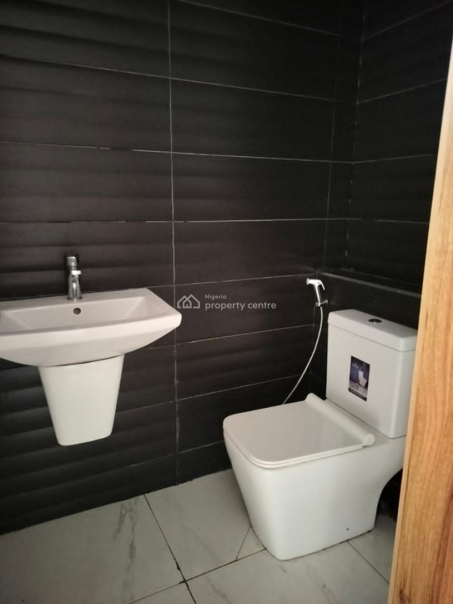Serviced 3 Bedroom Flat Apartment, Anthony, Maryland, Lagos, Flat / Apartment for Rent