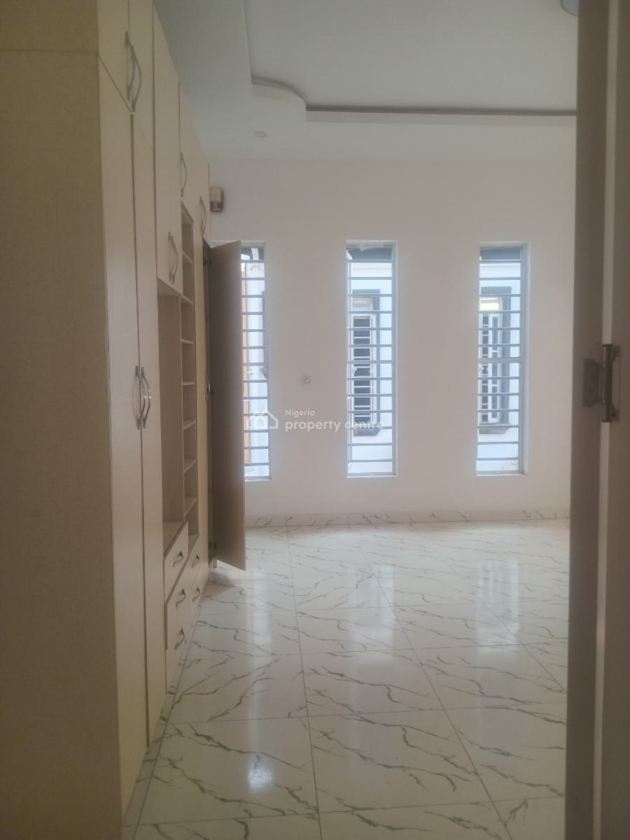 a Luxurious Masterbed Contained Apartment with Studio Kitchen, Ikota Villa, Lekki, Lagos, Self Contain (single Rooms) for Rent