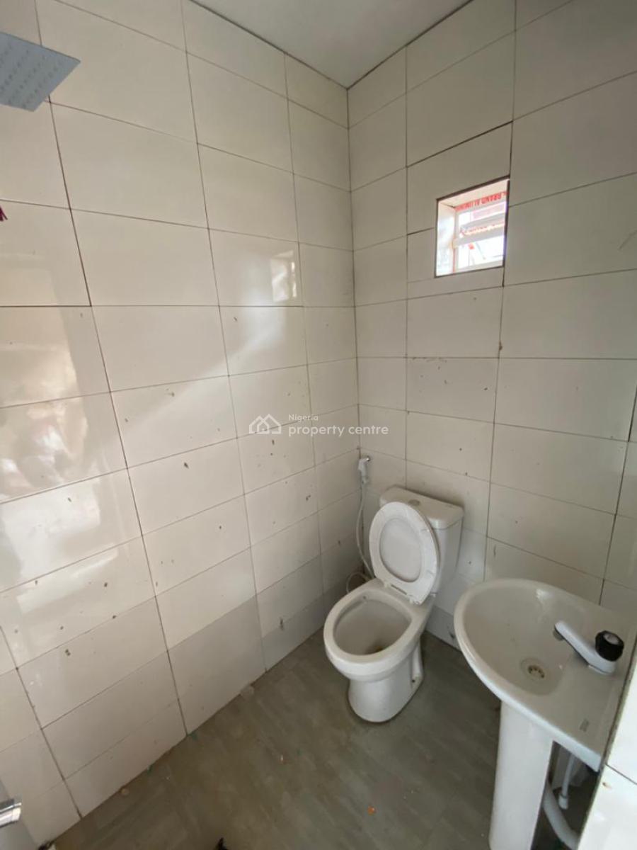 Executive Mini Flat, Dipo Olubi, Surulere, Lagos, Mini Flat (room and Parlour) for Rent