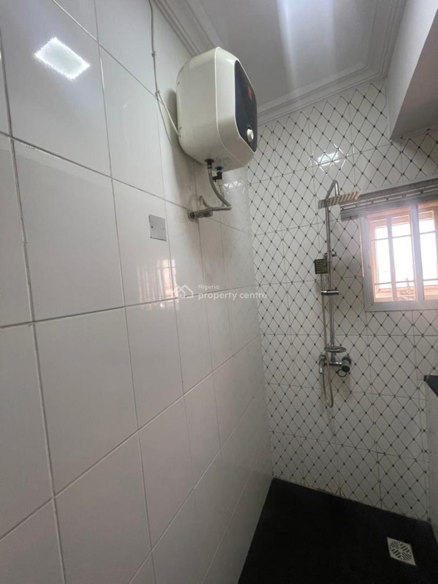 3 Bedroom Flat with 1 Room Bq, Yaba, Alagomeji, Yaba, Lagos, Flat / Apartment for Sale
