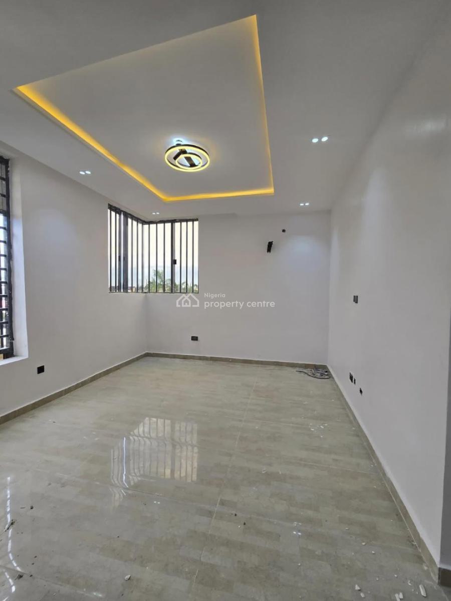 Charming Deluxe 5 Bedroom Fully Detached Duplex with a Gym, Lekki Phase 1, Lekki, Lagos, Detached Duplex for Sale