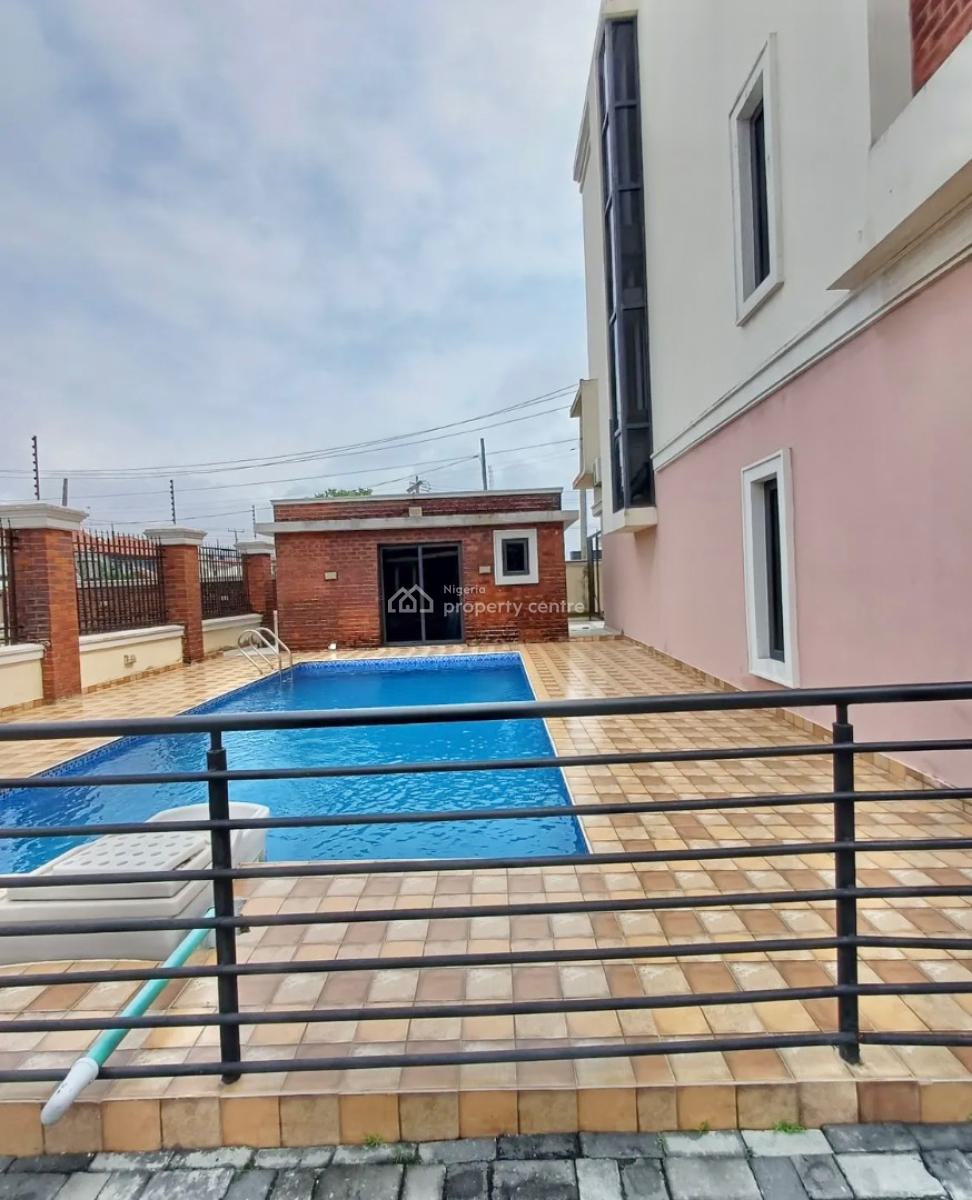 Well Built Fully Serviced 3 Bedroom Terrace Duplex with Bq, Lekki Phase 1, Lekki, Lagos, Terraced Duplex for Rent