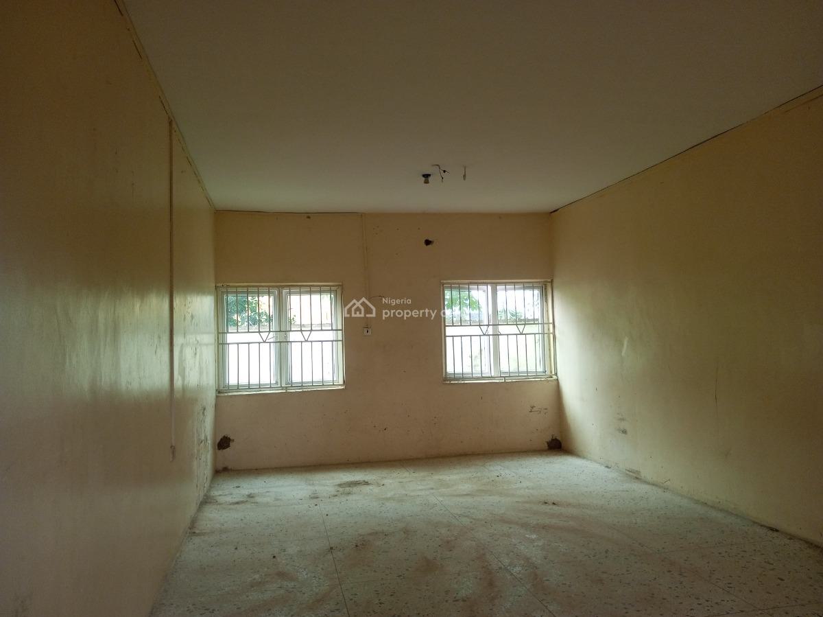 Very Big Shop Upstairs and Downstairs Facing The Road, Ado, Ajah, Lagos, Shop for Rent