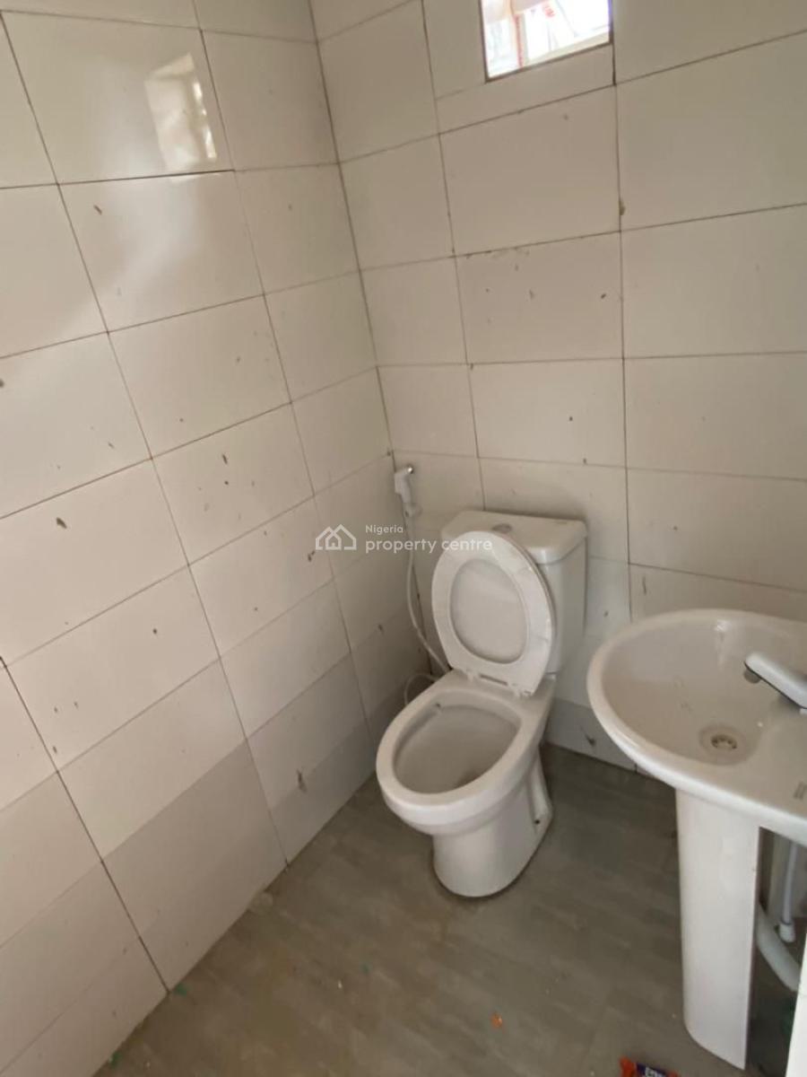 a Massive and Executive Min Flat with Modern Facilities, Off Adekunle Kuye / Odudua Street, Kilo, Surulere, Lagos, Mini Flat (room and Parlour) for Rent