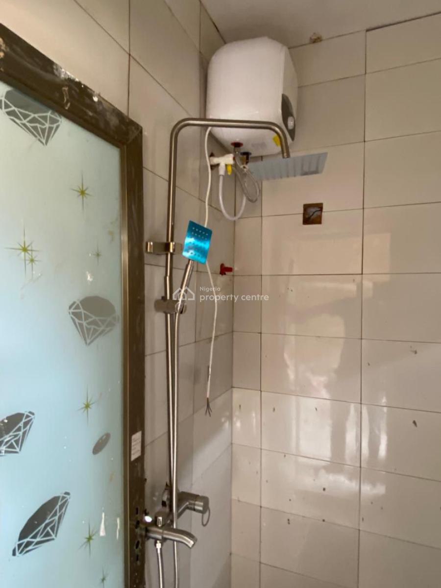 a Massive and Executive Min Flat with Modern Facilities, Off Adekunle Kuye / Odudua Street, Kilo, Surulere, Lagos, Mini Flat (room and Parlour) for Rent