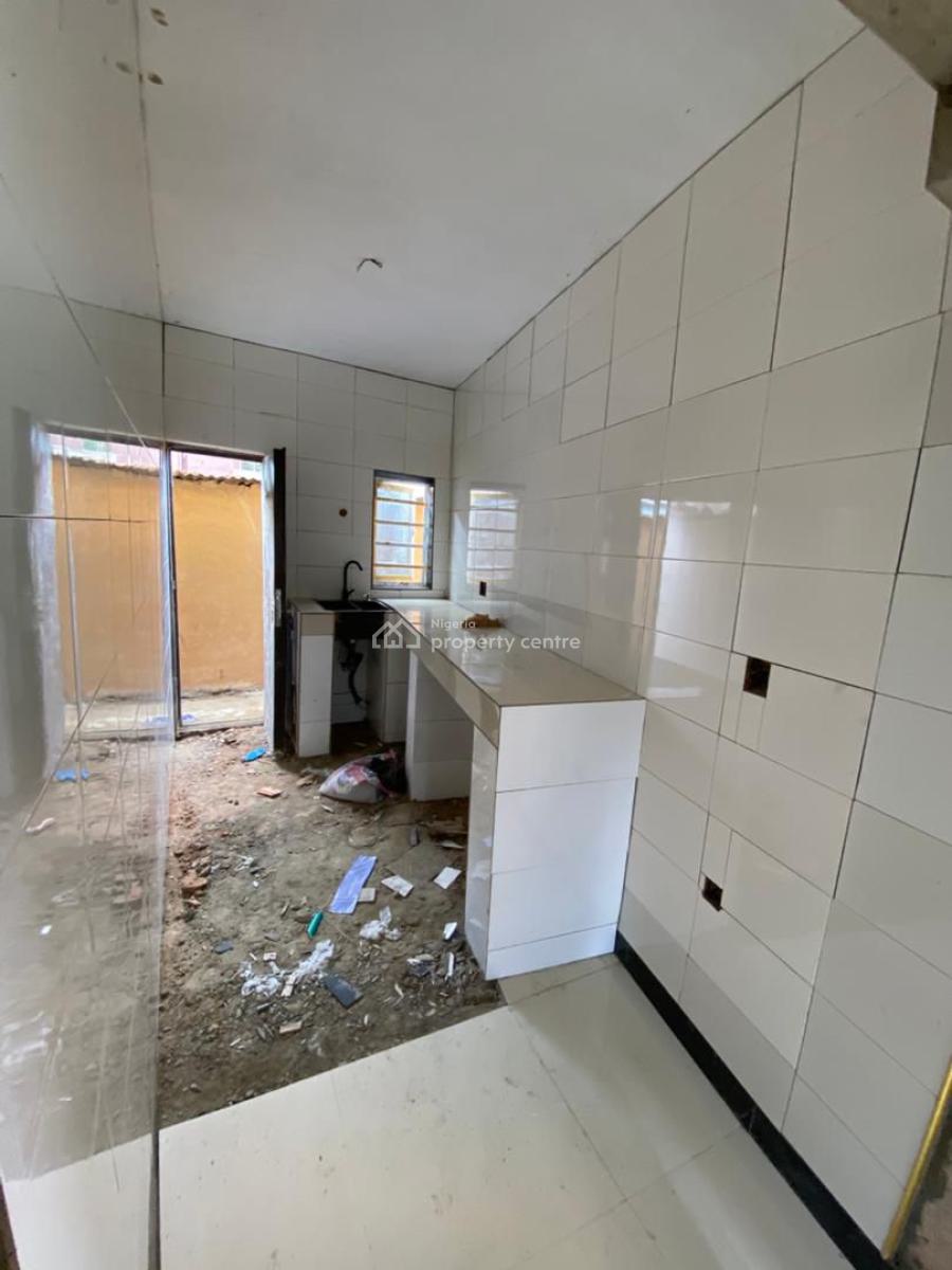 a Massive and Executive Min Flat with Modern Facilities, Off Adekunle Kuye / Odudua Street, Kilo, Surulere, Lagos, Mini Flat (room and Parlour) for Rent