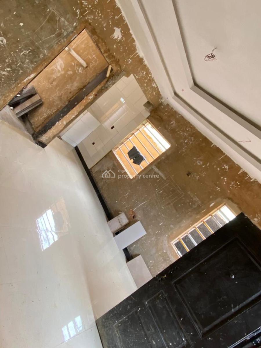 a Massive and Executive Min Flat with Modern Facilities, Off Adekunle Kuye / Odudua Street, Kilo, Surulere, Lagos, Mini Flat (room and Parlour) for Rent