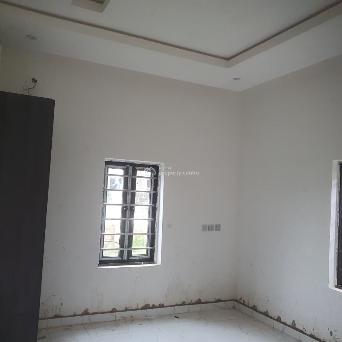 Excellent Spacious 3 Bedroom Bungalow with Bq, Von Estate Road, Lugbe District, Abuja, Detached Bungalow for Sale
