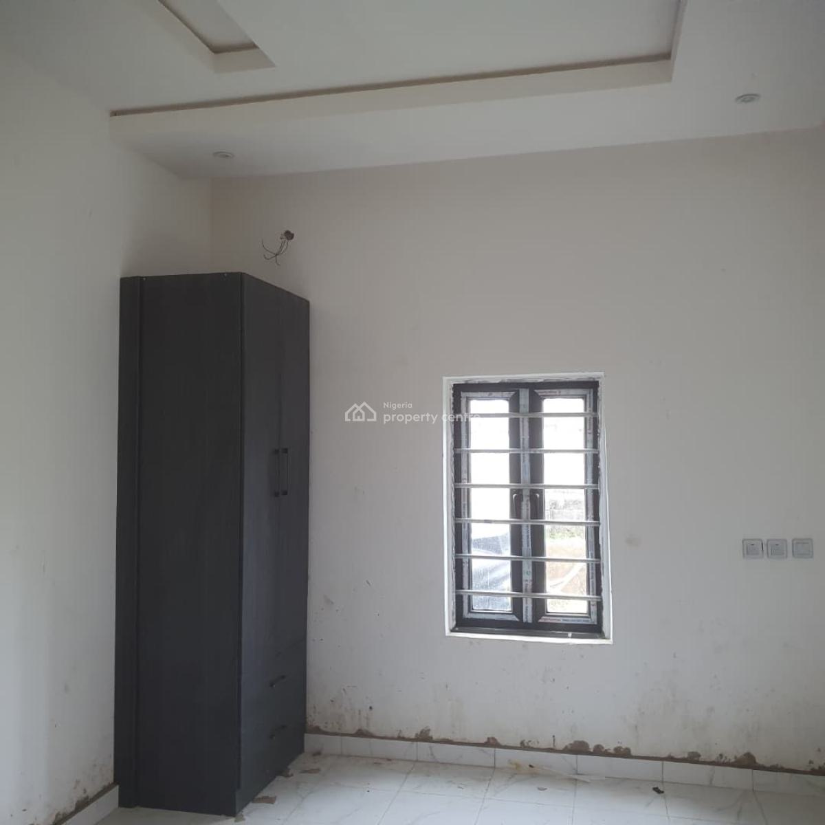 Excellent Spacious 3 Bedroom Bungalow with Bq, Von Estate Road, Lugbe District, Abuja, Detached Bungalow for Sale