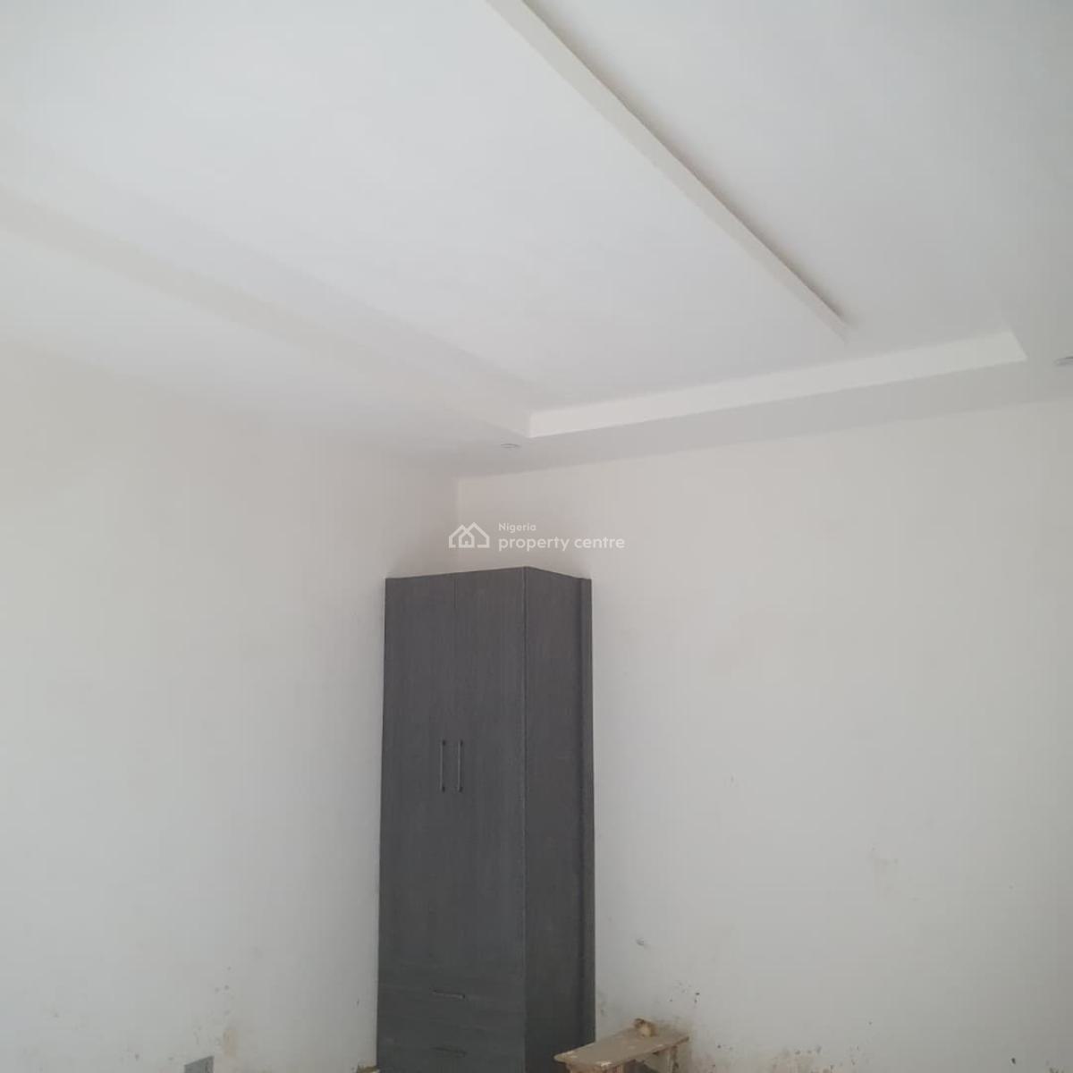 Excellent Spacious 3 Bedroom Bungalow with Bq, Von Estate Road, Lugbe District, Abuja, Detached Bungalow for Sale