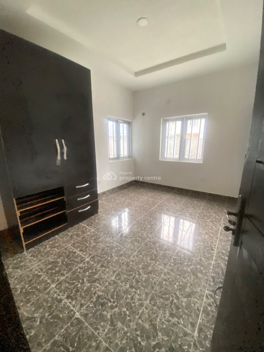 Luxury 2 Bedroom Apartment, Ologolo, Lekki, Lagos, Flat / Apartment for Rent