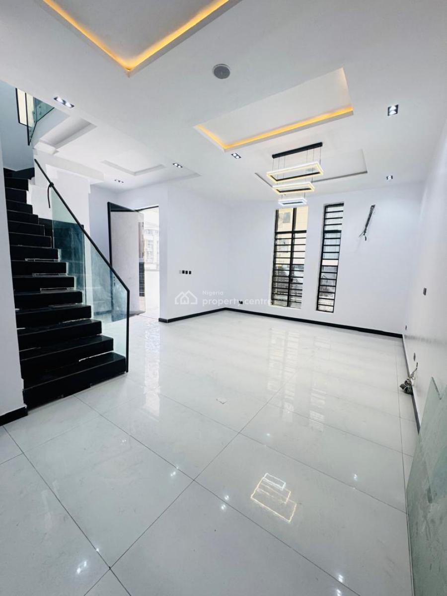Four Bedrooms Semi Detached Duplex with Bq, Ikate Lekki, Lekki, Lagos, Semi-detached Duplex for Sale