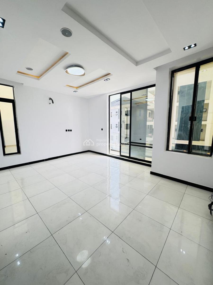 Four Bedrooms Semi Detached Duplex with Bq, Ikate Lekki, Lekki, Lagos, Semi-detached Duplex for Sale