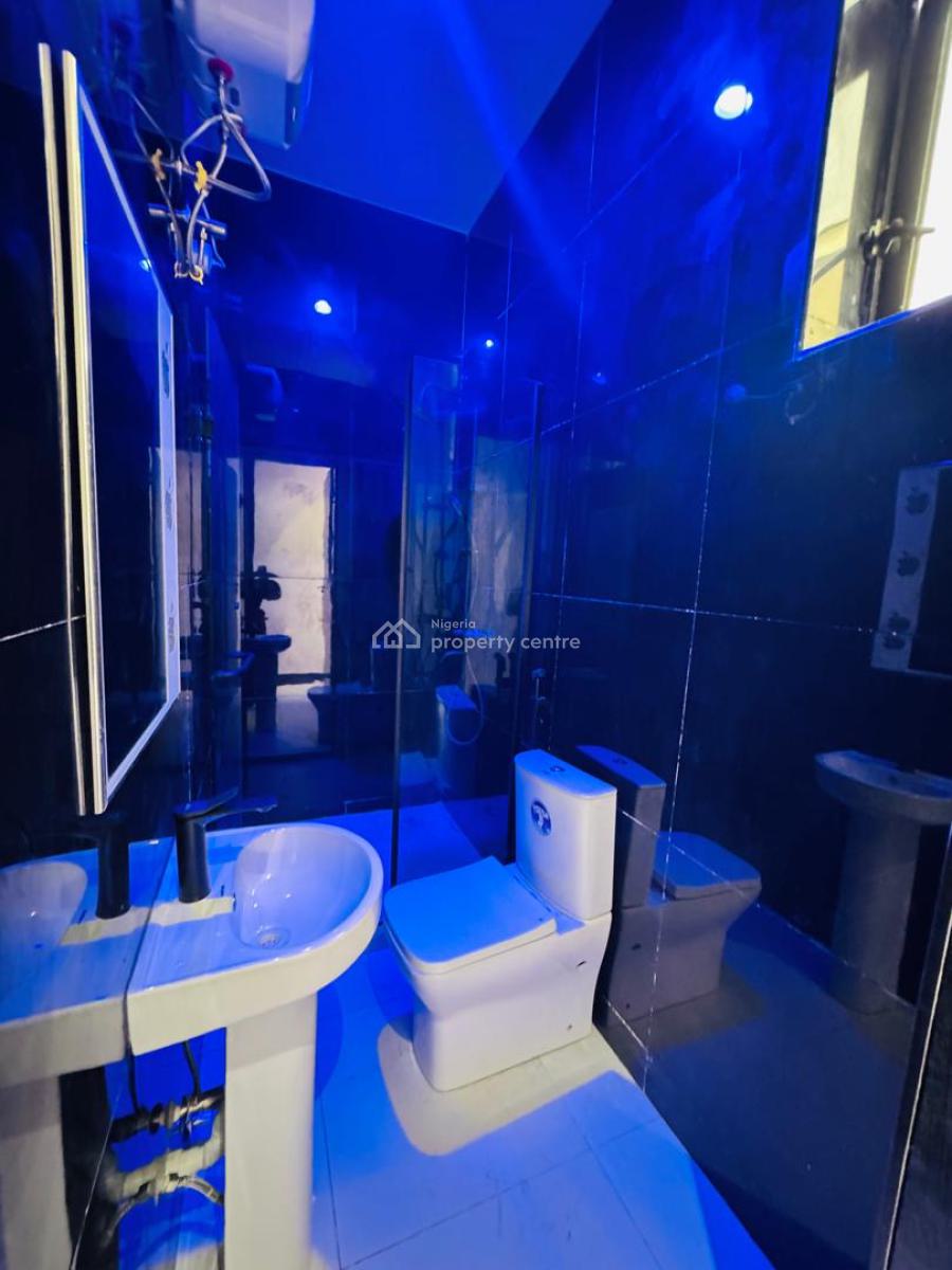 Four Bedrooms Semi Detached Duplex with Bq, Ikate Lekki, Lekki, Lagos, Semi-detached Duplex for Sale