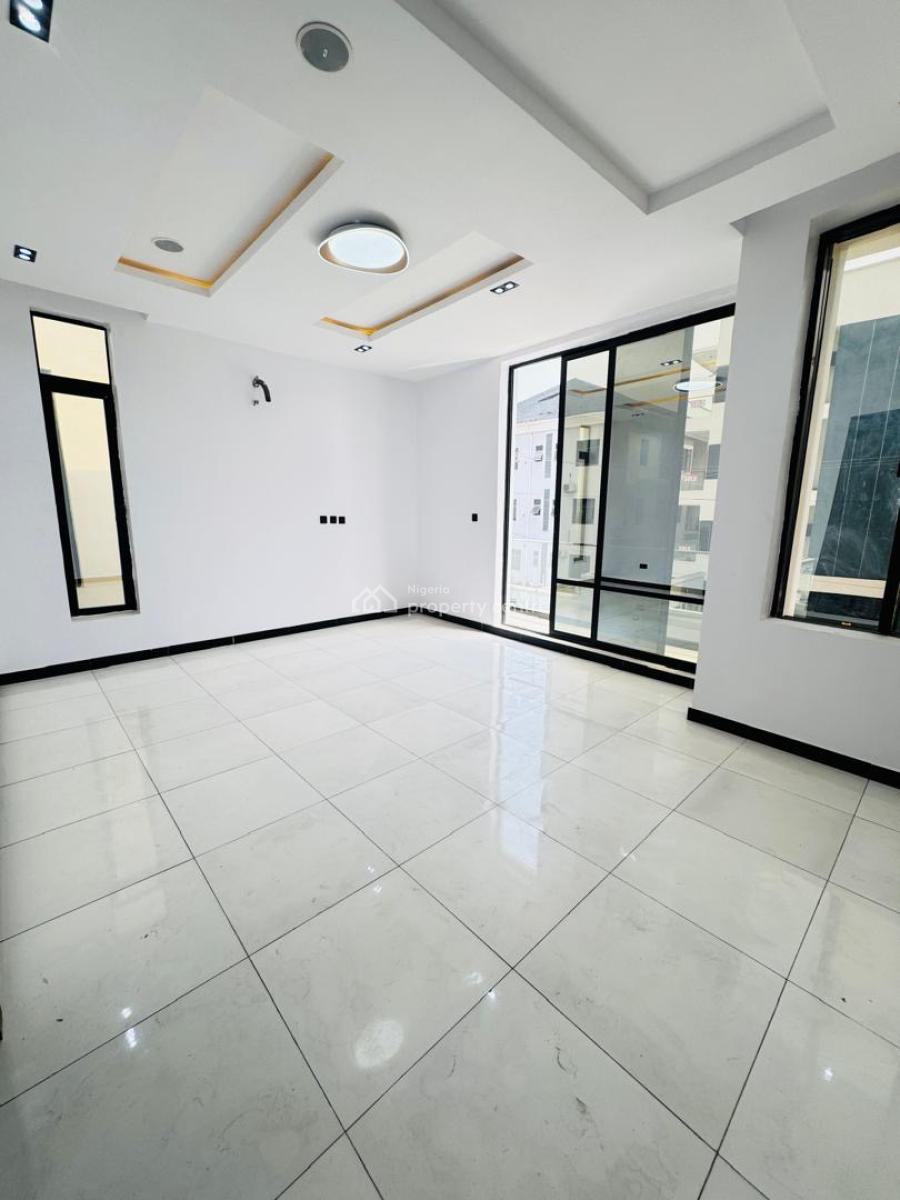 Four Bedrooms Semi Detached Duplex with Bq, Ikate Lekki, Lekki, Lagos, Semi-detached Duplex for Sale