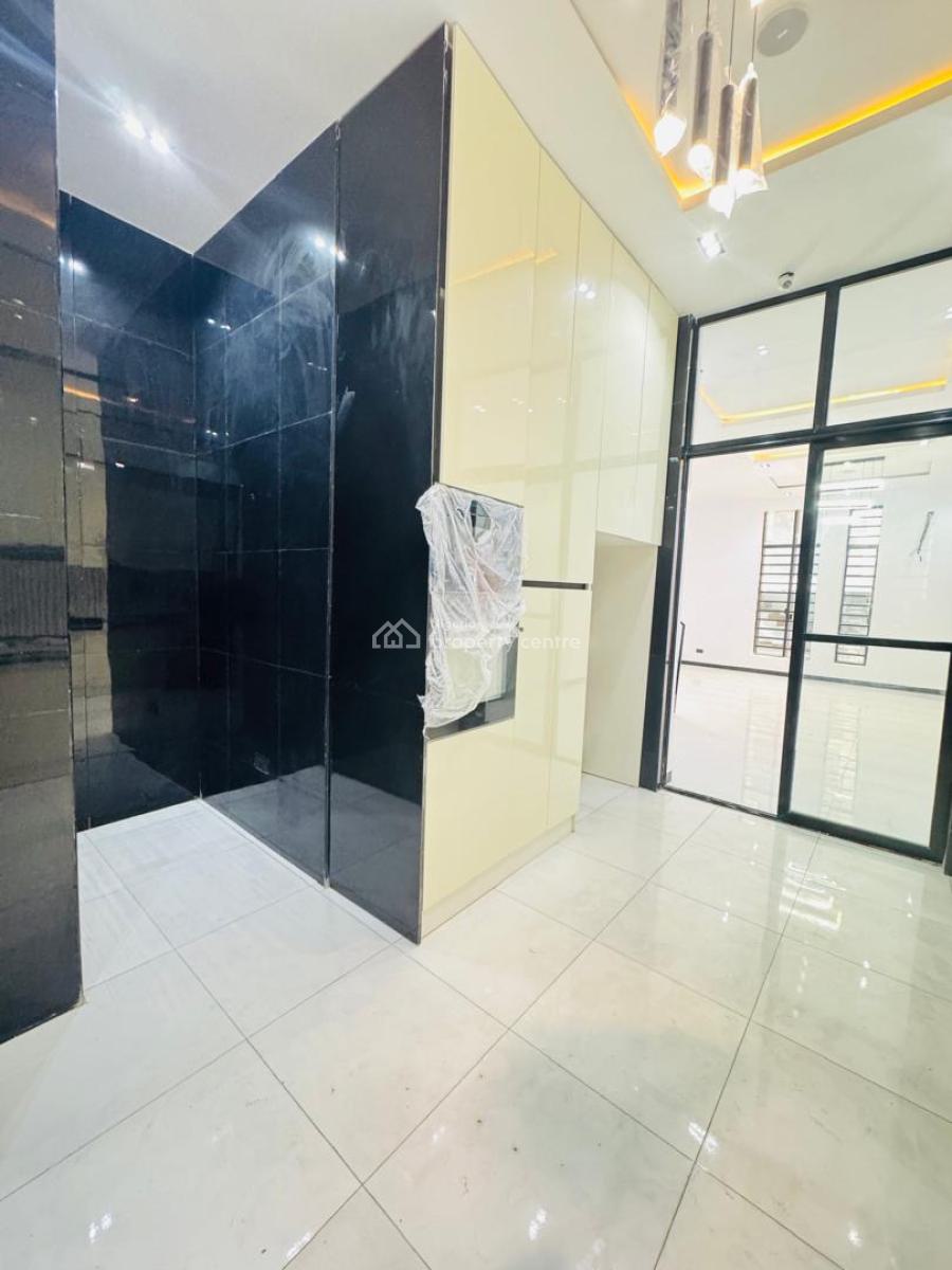 Four Bedrooms Semi Detached Duplex with Bq, Ikate Lekki, Lekki, Lagos, Semi-detached Duplex for Sale