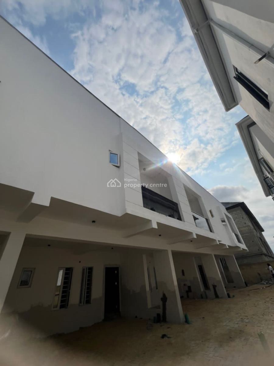 Well Built 3 Bedroom Duplex, Sangotedo, Ajah, Lagos, Terraced Duplex for Sale