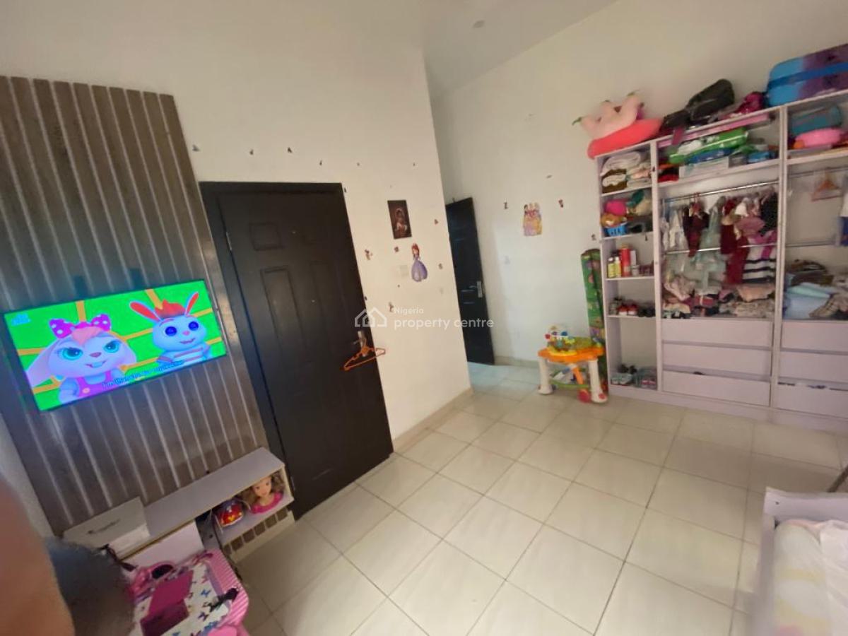 Distress Deal: Must Go This Week, Chevron Alternative, Lekki, Lagos, Detached Duplex for Sale