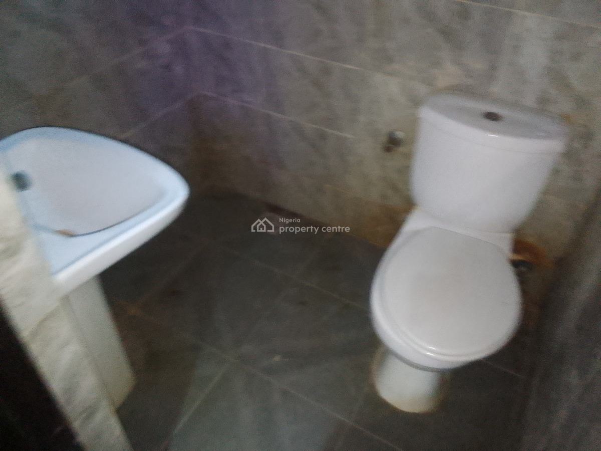 Luxury 2 Bedroom Flat with Excellent Features, Meadow View Estate, Ogombo, Ajah, Lagos, Flat / Apartment for Rent