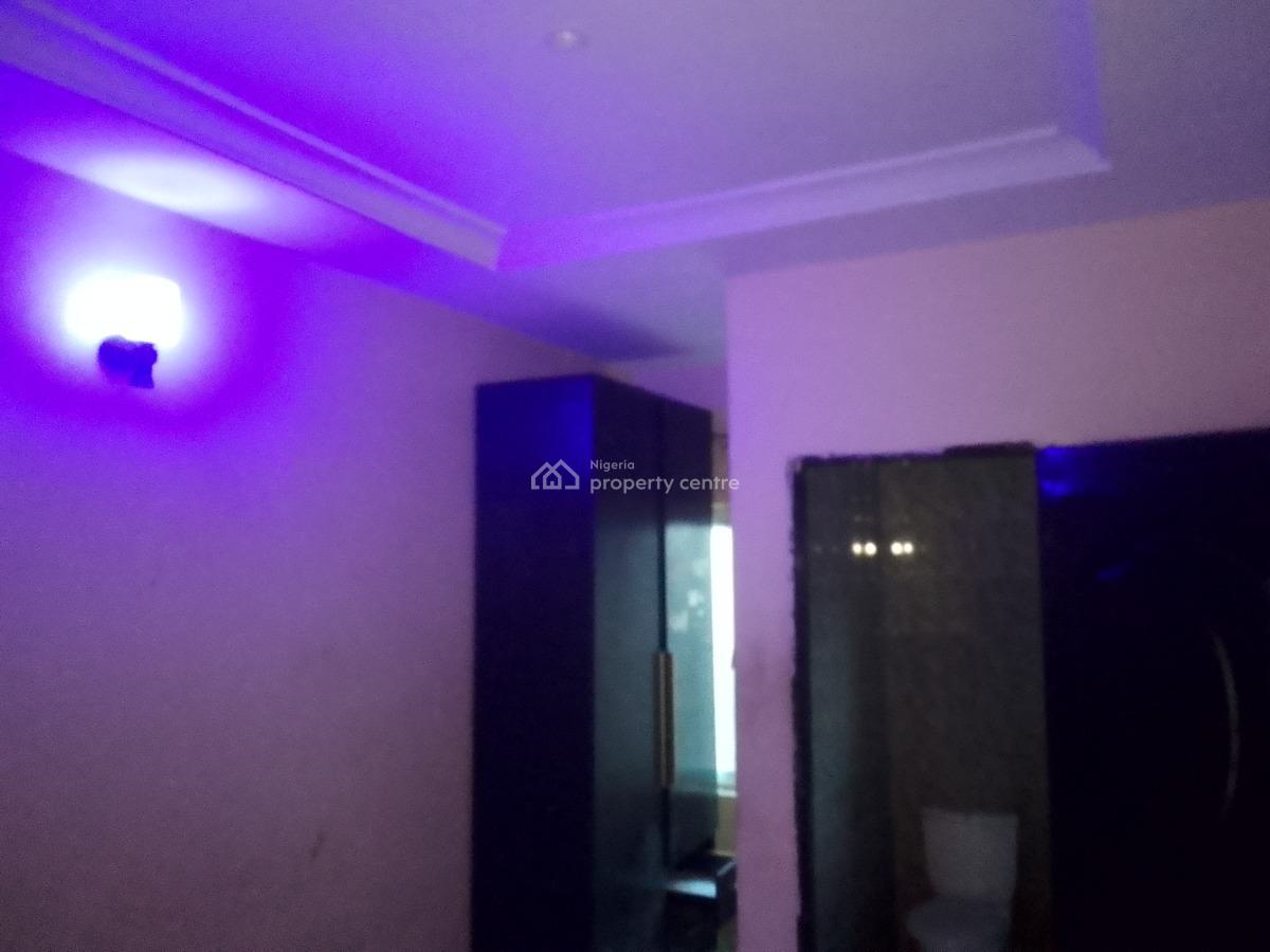 Luxury 2 Bedroom Flat with Excellent Features, Meadow View Estate, Ogombo, Ajah, Lagos, Flat / Apartment for Rent