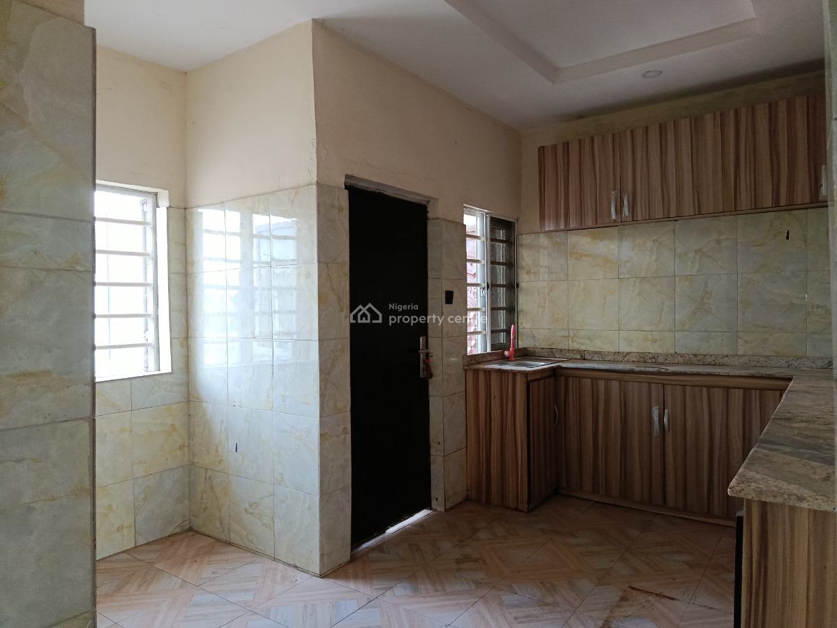 Exquisite 2 Bedroom Apartment, Imo Housing Estate, World Bank, Owerri Municipal, Imo, Flat / Apartment for Rent