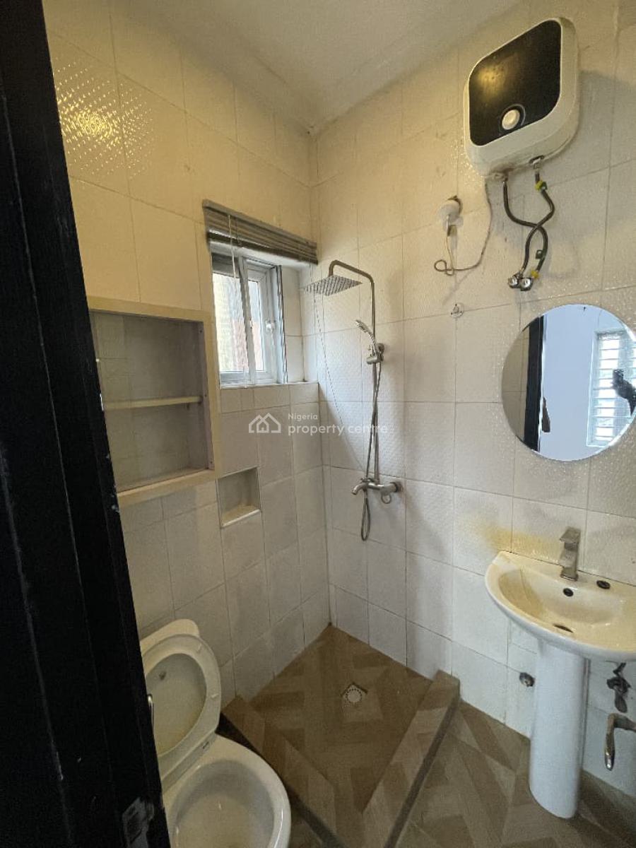 One Bedroom Miniflat, Off Alpha Beach Rd, Lekki, Lagos, Mini Flat (room and Parlour) for Rent