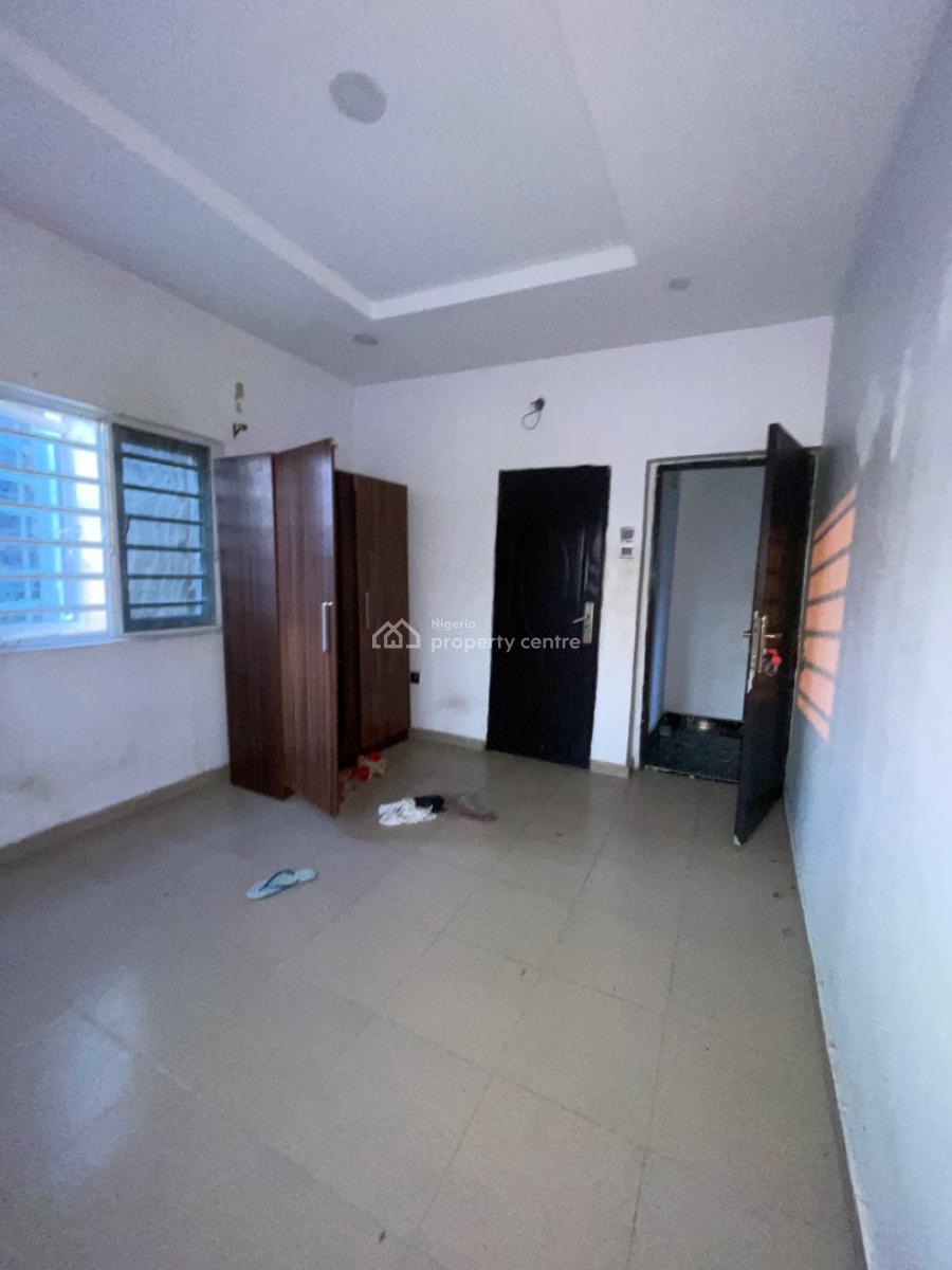a Spacious 2 Bedroom Apartment, Off Mobil Road Ilaje Ajah, Lekki, Lagos, Flat / Apartment for Rent