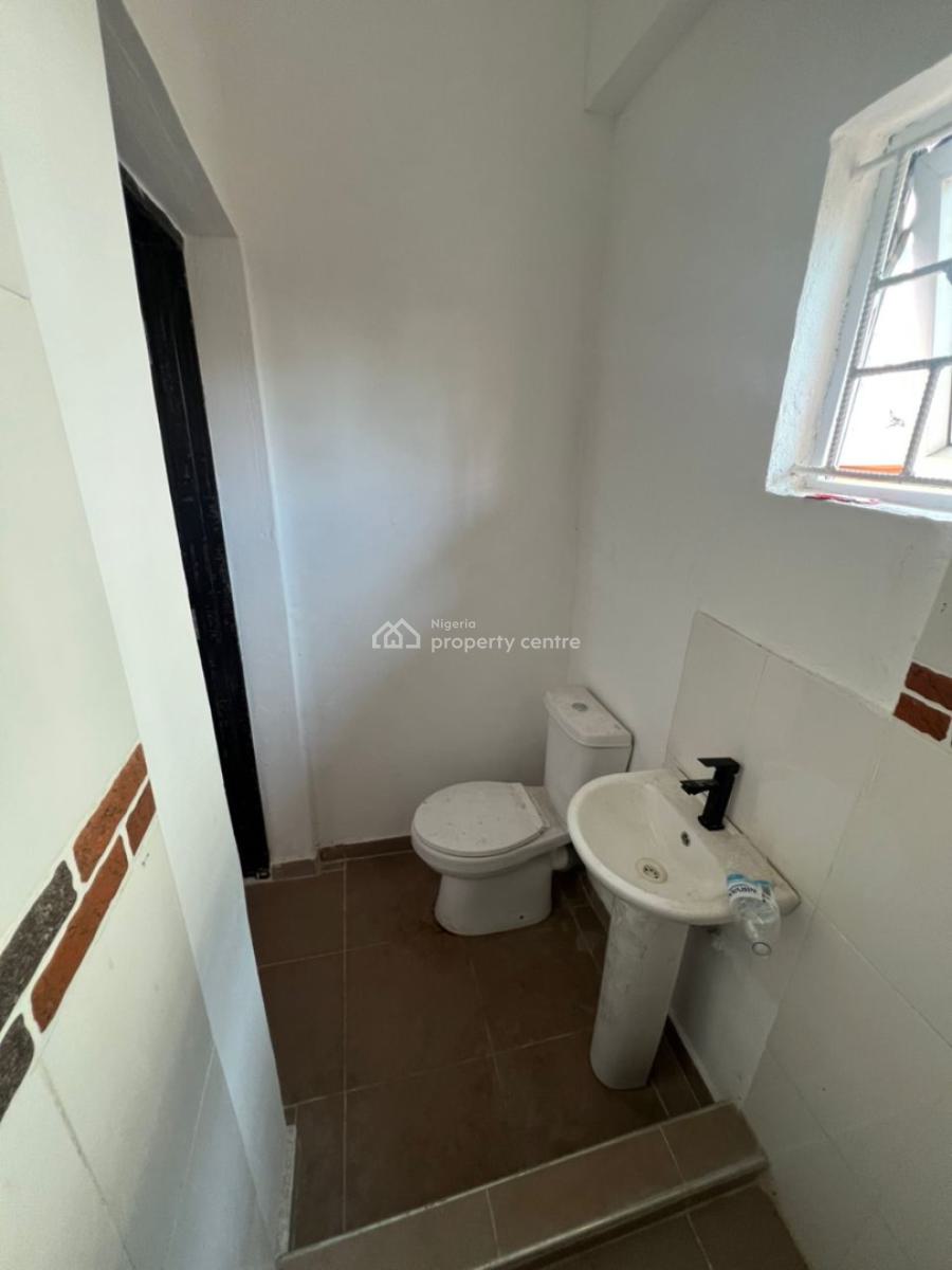2 Bedroom Flat, Lagos Lekki Phase 2, Agungi, Lekki, Lagos, Flat / Apartment for Rent