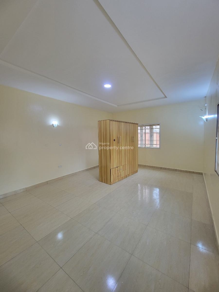Fairly Used 3 Bedroom Apartment (ground Floor), By Living Faith Church, Jahi, Abuja, Flat / Apartment for Rent