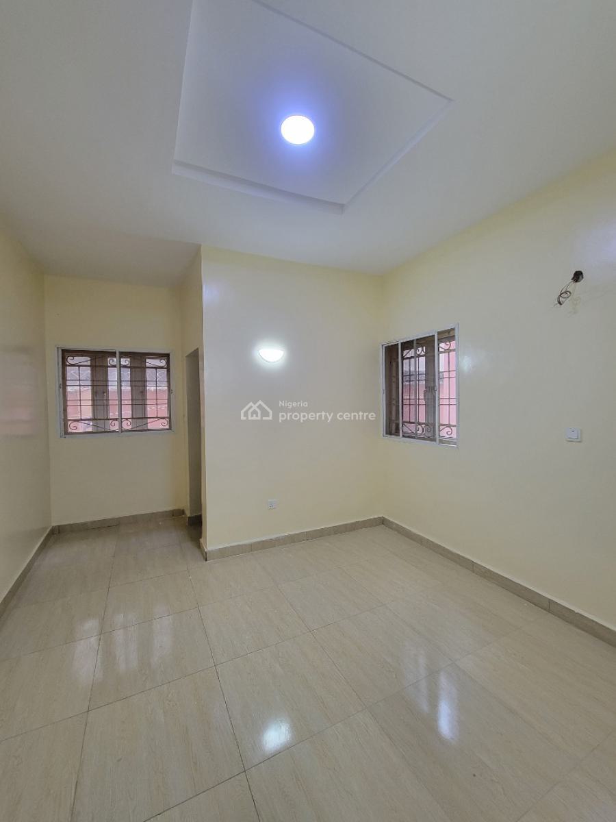 Fairly Used 3 Bedroom Apartment (ground Floor), By Living Faith Church, Jahi, Abuja, Flat / Apartment for Rent