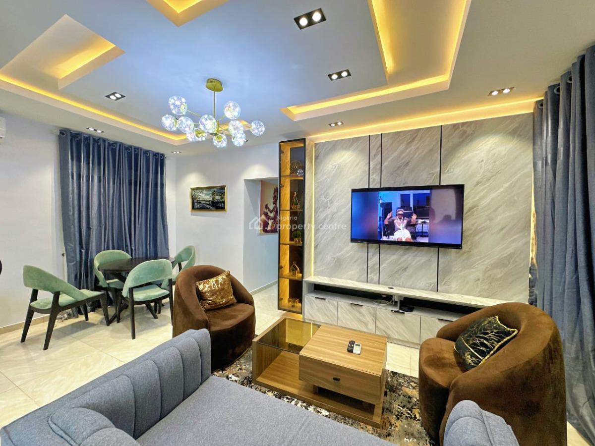 2 Bedroom Apartment., Yaba, Lagos, Flat / Apartment Short Let