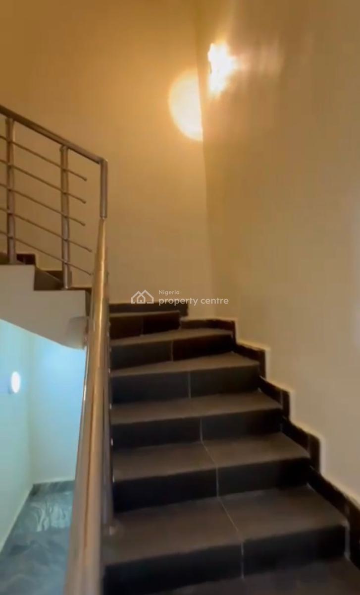 Luxury 5 Bedroom En-suite Terrace Duplex with Bq, Main, Guzape District, Abuja, Terraced Duplex for Sale