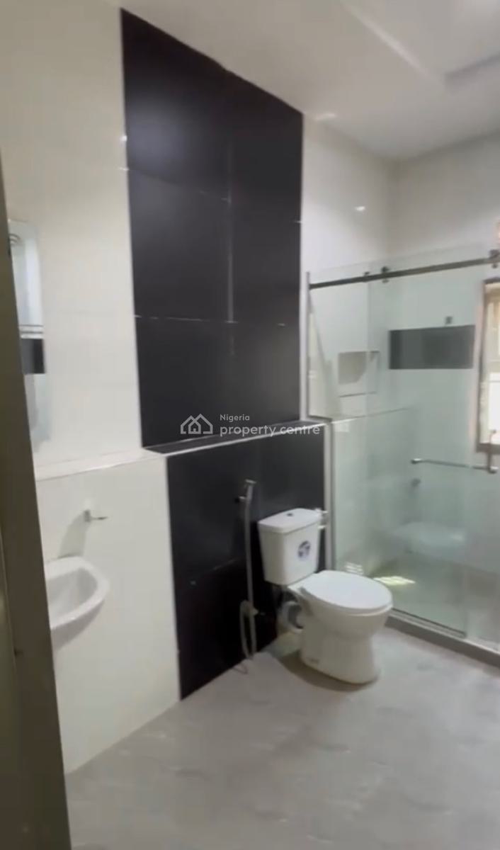Luxury 5 Bedroom En-suite Terrace Duplex with Bq, Main, Guzape District, Abuja, Terraced Duplex for Sale