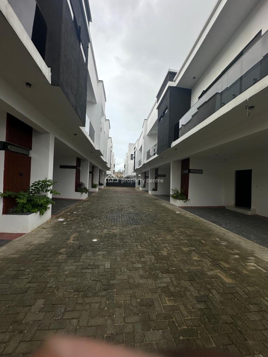 4 Bedroom Terrace Duplex, Ikota, Lekki, Lagos, Terraced Duplex for Sale