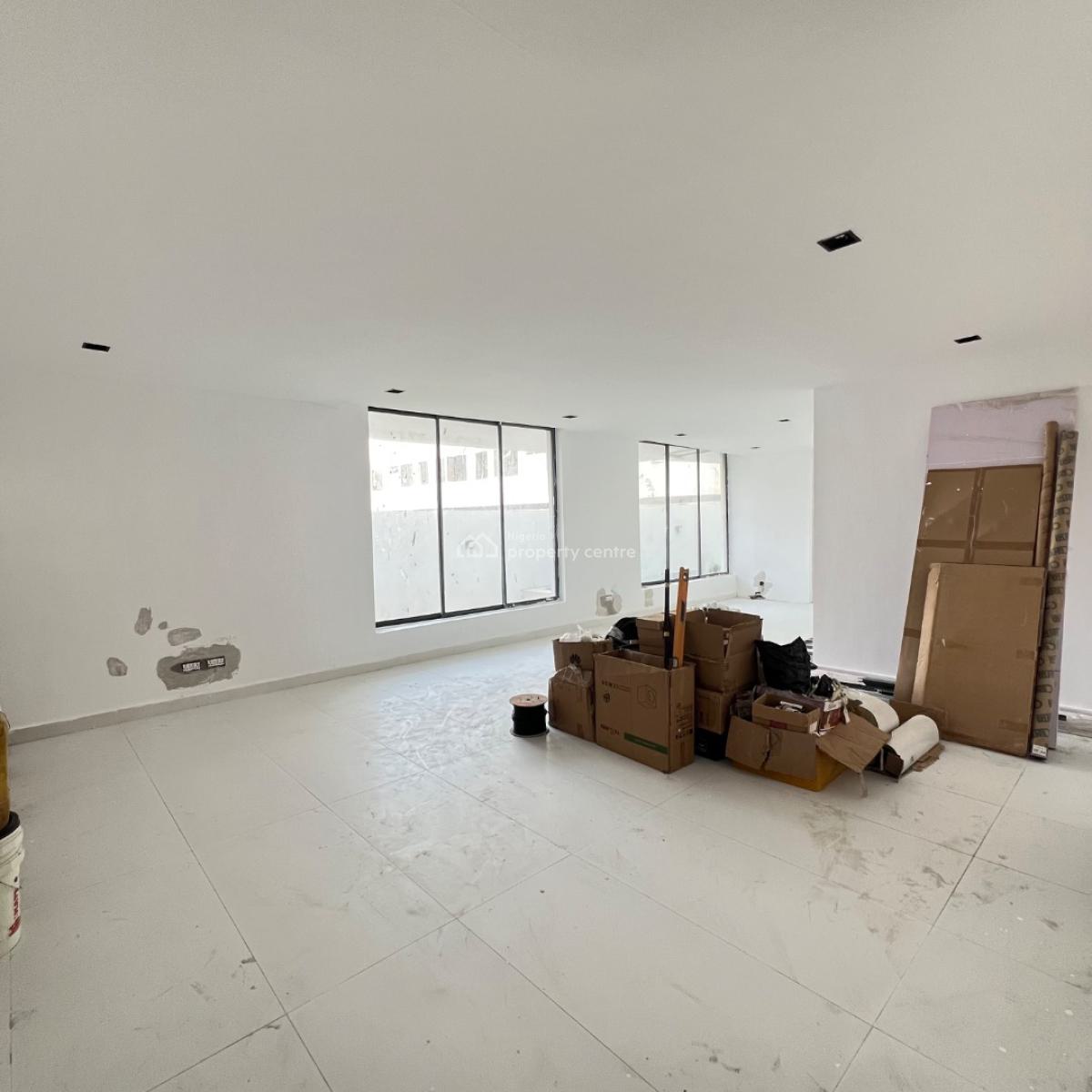 2bed  250 Million, Lekki Phase 1, Lekki, Lagos, Flat / Apartment for Sale
